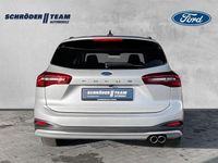 Gebraucht Ford Focus Active X 155 PS (114 kW) 2024 Polarsilber metallic Kombi