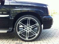 Gebraucht Cadillac Escalade 349 PS (256 kW) 2003 Schwarz SUV