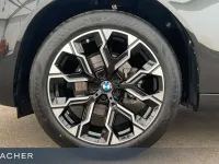 Gebraucht BMW X3 M Sport 208 PS (152 kW) 2025 Saphirschwarz metallic SUV