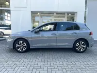 Gebraucht VW Golf VIII R 150 PS (110 kW) 2025 Mondsteingrau Limousine