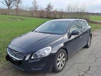 Gebraucht Volvo V60 Kinetic 150 PS (110 kW) 2011 Schwarz Kombi