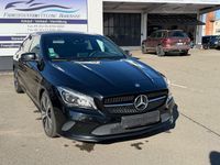 Gebraucht Mercedes CLA180 Shooting Brake Night 122 PS (89 kW) 2017 Schwarz Kombi