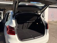 Gebraucht BMW 218 Active Tourer Performance 150 PS (110 kW) 2016 Weiß Van / Kleinbus