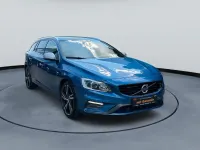 Gebraucht Volvo V60 R-Design Momentum 224 PS (164 kW) 2017 Blau Kombi