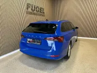 Gebraucht Skoda Octavia Ambition 150 PS (110 kW) 2024 Blau Kombi