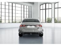 Gebraucht Mercedes E300 AMG 197 PS (144 kW) 2024 Manufaktur lack manufaktur alpin Limousine