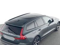Gebraucht Volvo V60 Plus 197 PS (144 kW) 2025 Forest lake Kombi