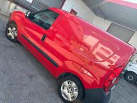 Gebraucht Opel Combo 90 PS (66 kW) 2013 Rot Van / Kleinbus