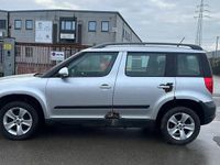 Gebraucht Skoda Yeti Ambition 140 PS (102 kW) 2012 Silber SUV