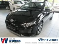 Gebraucht Hyundai i20 Trend 101 PS (74 kW) 2025 Phantom black / met Kleinwagen