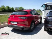 Gebraucht Alfa Romeo Stelvio Sprint 209 PS (153 kW) 2024 Rot SUV