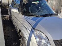 Gebraucht Suzuki Swift 68 PS (50 kW) 2009 Silber Kleinwagen