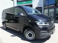 Gebraucht VW T6.1 110 PS (80 kW) 2021 Deep black perleffek (metallic) Van