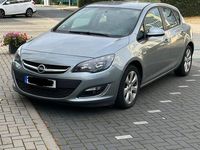 Gebraucht Opel Astra 120 PS (88 kW) 2012 Blau Limousine