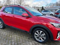 Gebraucht Kia Stonic 101 PS (74 kW) 2023 Rot SUV