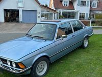 Gebraucht BMW 323 Basis 143 PS (105 kW) 1978 Blau Coupé