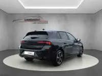 Gebraucht Opel Astra 131 PS (96 kW) 2025 Karbon schwarz (metallic) Kleinwagen