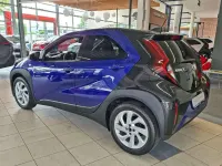 Gebraucht Toyota Aygo X Pulse 72 PS (52 kW) 2023 Juniperblau SUV