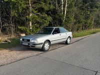Second-hand Audi 80 Basis 115 CP (84 kW) 1992 Argintiu Berlinǎ