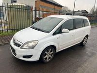 Gebraucht Opel Zafira Family 125 PS (91 kW) 2012 Weiß Van / Kleinbus