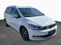 Gebraucht VW Touran Highline 150 PS (110 kW) 2025 Pure white Van / Kleinbus