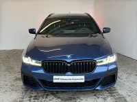 Gebraucht BMW 530e M Sport 292 PS (214 kW) 2022 Blau Kombi