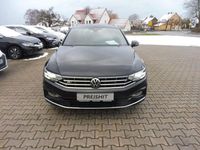 Gebraucht VW Passat R-line 200 PS (147 kW) 2023 Schwarz Limousine
