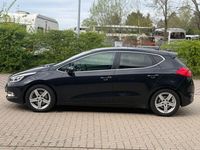 Usado Kia Ceed 128 HP (94 kW) 2014 Preto Citadino