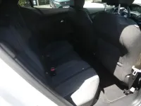 Gebraucht Peugeot 2008 Allure 131 PS (96 kW) 2024 Weiß SUV