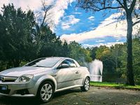 Gebraucht Opel Tigra 90 PS (66 kW) 2008 Silber Cabrio