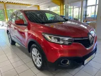 Gebraucht Renault Kadjar Experience 131 PS (96 kW) 2015 Feuerrot SUV