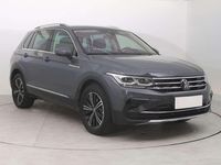 Gebraucht VW Tiguan Elegance 150 PS (110 kW) 2024 Delfingrau (metallic) SUV