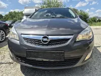 Gebraucht Opel Astra Design Edition 125 PS (91 kW) 2011 Karbongrau Kombi