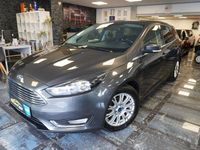Gebraucht Ford Focus Titanium 125 PS (91 kW) 2015 Grau Kombi