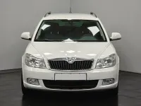 Gebraucht Skoda Octavia Ambiente 105 PS (77 kW) 2010 Weiß Kombi
