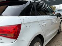 Gebraucht Audi A1 Sportback S-Line 105 PS (77 kW) 2014 Weiß Kleinwagen