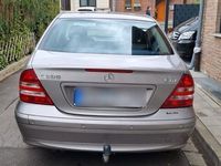 gebraucht Mercedes 200 