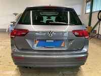 Gebraucht VW Tiguan 150 PS (110 kW) 2020 Grau SUV
