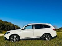 gebraucht Mitsubishi Outlander 2.2 DI-D Edition 100+ 4WD Automatik