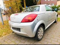 Second-hand Opel Tigra 90 CP (66 kW) 2000 Coupe