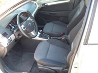 Gebraucht Opel Astra Edition 110 PS (80 kW) 2008 Silber metallic Kombi