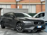 Gebraucht Volvo V60 197 PS (144 kW) 2021 Grau Kombi