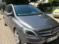 Gebraucht Mercedes B250 211 PS (155 kW) 2013 Grau Kleinwagen