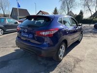 Gebraucht Nissan Qashqai Acenta 116 PS (85 kW) 2016 Blau SUV