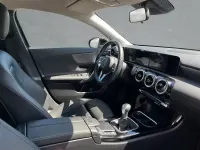 Second-hand Mercedes A180 Progressive 136 CP (100 kW) 2021 Negru Berlinǎ