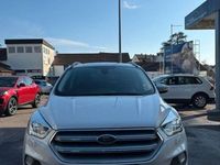 Gebraucht Ford Kuga Titanium 150 PS (110 kW) 2017 Weiß SUV