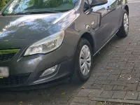 Gebraucht Opel Astra 120 PS (88 kW) 2011 Grau Kombi