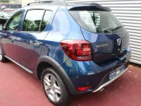 Gebraucht Dacia Sandero Stepway 90 PS (66 kW) 2017 Blau cosmos (metallic) SUV
