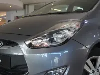 Gebraucht Hyundai ix20 Trend 125 PS (91 kW) 2015 Grau metallic Kleinwagen