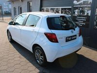 Gebraucht Toyota Yaris Comfort 69 PS (50 kW) 2016 Weiß Kleinwagen